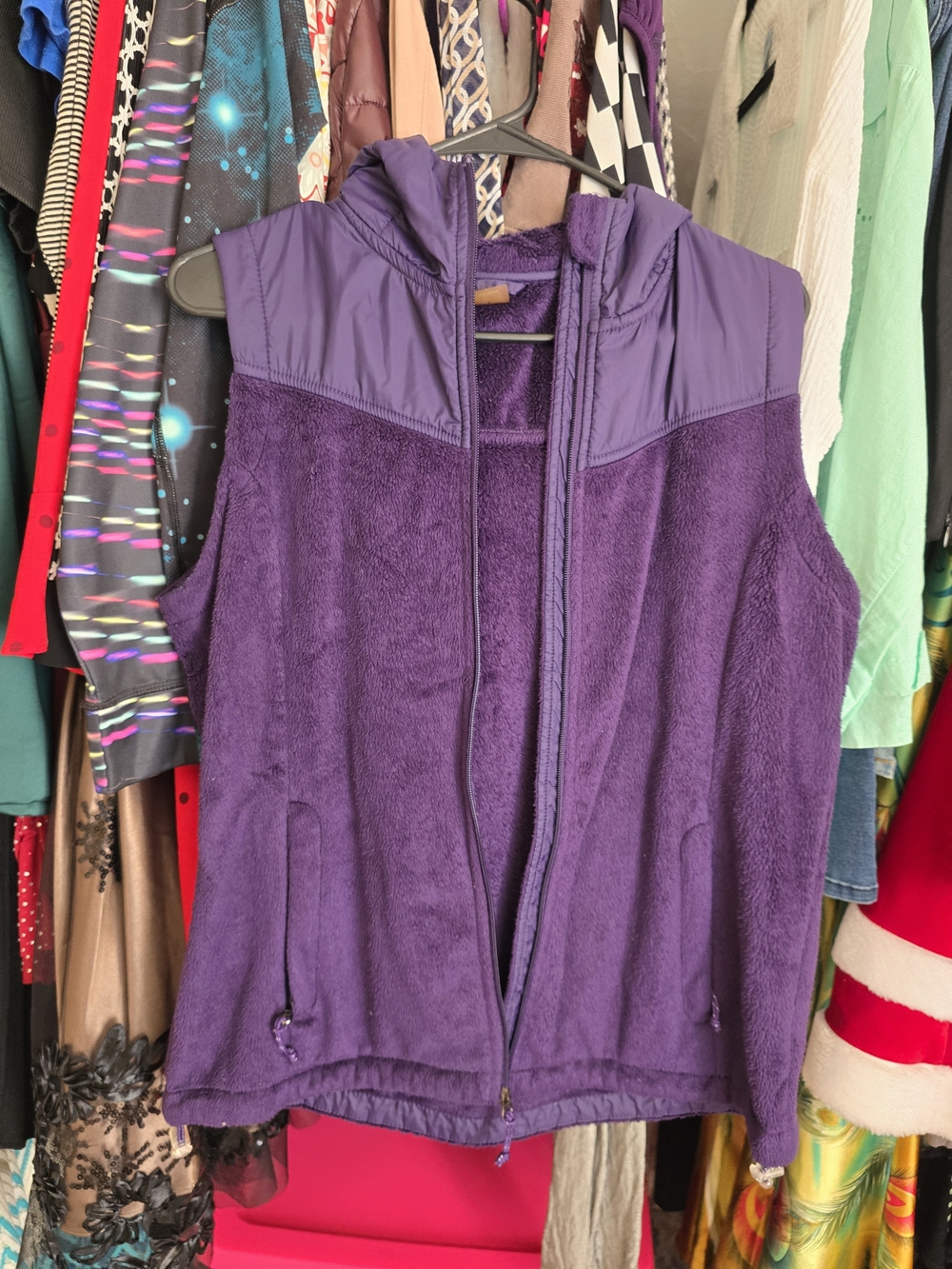 made for life Plush Hooded Fleece Vest in Purple